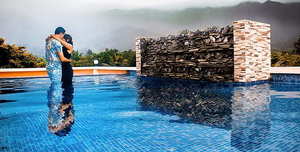 戴皇冠的新娘发型