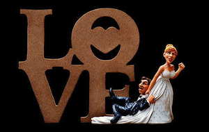 新朗格纹衣服伴郎配啥 伴郎服装的要求 伴郎服装要如何搭配