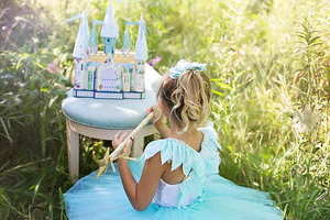 结婚礼物当天给还是提前给