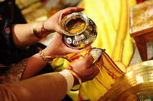 婚礼桌卡称呼 婚礼分桌的桌卡怎么写呢??急!!!