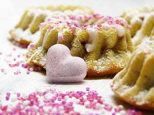 儿子结婚父母一定要穿西装吗 儿子结婚父亲可以穿黑色西装吗?