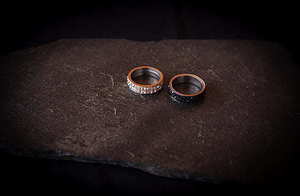 请帖要不要写先生女士 给同学写请帖要加上先生,女士之词吗