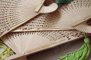 新娘妆收费价目表 新娘跟妆一天要多少钱