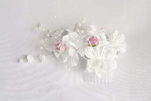 红色和紫色可以搭配吗 紫色能和红色相搭配吗