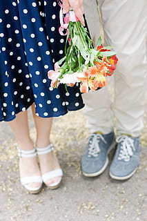 伴郎要帮新郎说话开门 伴郎迎亲叫门怎么说话?