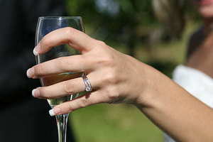 婚房婚纱照布置效果图 怎么挂婚纱照好看 婚纱照挂墙上效果图