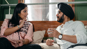 衣服污渍太久怎样清洗 衣服上的油渍 放久了 如何洗掉?