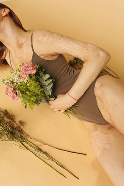 伴娘冬季衣服 冬天当伴娘穿什么衣服好啊?