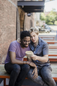 婚礼介绍新人爱情故事 求婚礼上讲述的爱情故事
