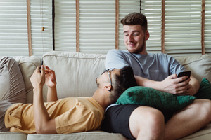 胖人穿什么裤子好看 有点胖的人穿什么裤子好看!