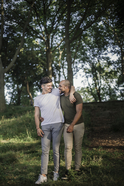 结婚请柬一家人怎么写 请全家人的喜帖怎么写