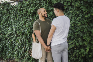 朋友结婚应该送什么礼物 最好的朋友要结婚了，应该送什么礼物？