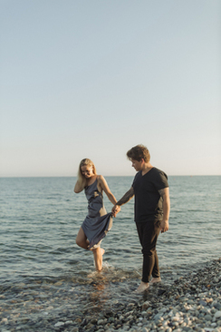 冬天结婚穿什么衣服最好看 冬天结婚新娘穿什么,要几套衣服