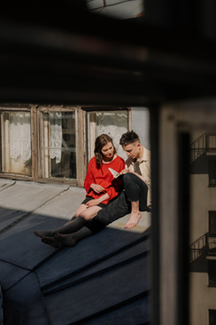 西装胸花怎么叠图解