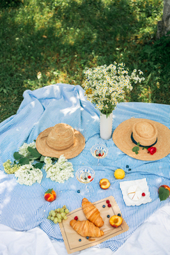 婚礼敬酒司仪说什么 婚礼上敬酒一般跟客人说什么说辞呢