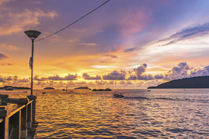 结婚当天男士穿西服图 结婚当天男士穿什么颜色西服好