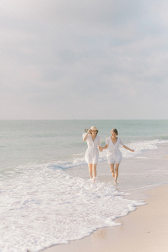 同事儿子结婚穿什么衣服合适 儿子结婚穿什么衣服好?