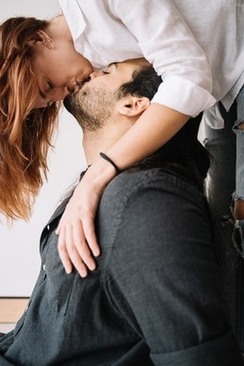 结婚拦门问题 结婚拦门该提什么问题啊?