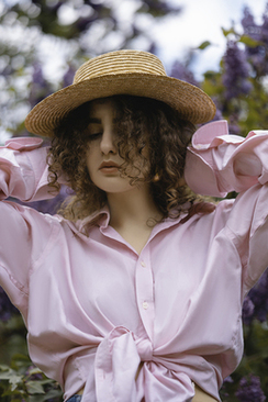 给新郎戴花的祝福语 给新郎新娘戴花祝福语