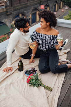 婚礼请柬竖版图片大全 竖版婚礼请柬格式是怎样的