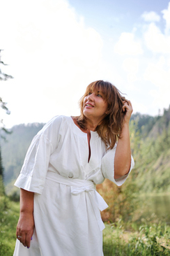 两桌酒席买多少酒 婚宴一般一桌上几瓶酒呀，什么酒