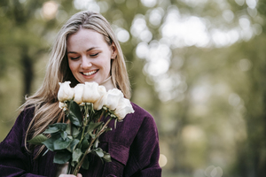 所有的结婚证上都有签发人吗 结婚证上都有什么信息呀