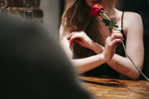 卧室照片墙怎么摆好看 卧室照片墙怎么挂好看