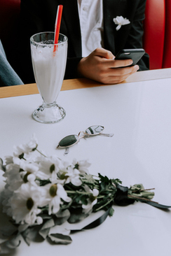 上海酒席一桌多少钱 在上海一桌酒席一般要多少钱?