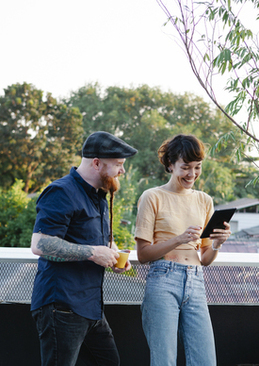 为儿子结婚请帖怎么写 如何为儿子结婚写请帖