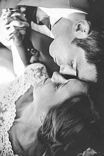 新人结婚送什么花好 送新婚夫妇什么花好 结婚送花推荐