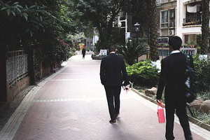 敬酒怎么整新郎 酒席上都有什么整新郎新娘的招数