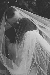 宴会厅桌子的顺序 中国宴席餐桌上的座次是怎么排的?