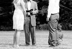 结婚一定要姐妹团吗 结婚没有姐妹团尴尬吗