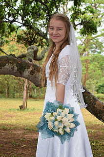 结婚当天婚车追尾了预示什么 结婚当天主婚车被撞吉利吗