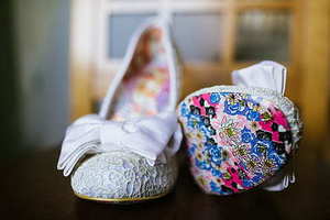 女孩出嫁家里怎么布置 出嫁时，女方家该怎么布置呢