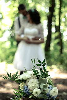 请帖结婚喜宴怎么写夫妻 邀请夫妻参加婚宴请帖怎么写