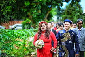 脸大的新娘适合什么秀和发型 脸大的新娘适合什么发型