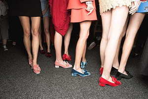 满门请帖怎么写 满门请帖怎么写