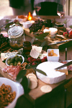 堂弟结婚送多少钱合适 堂兄弟结婚一般送多少钱给他,