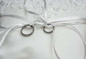 结婚时种的植物叫什么 结婚草植物学名叫什么?