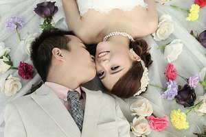 朋友结婚份子钱随多少 朋友结婚份子钱随多少