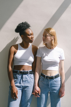 结婚请柬阖府统请格式 婚礼请柬阖府统请的问题