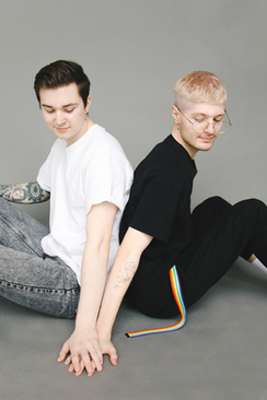 朋友圈结婚祝福语文案 朋友结婚发什么朋友圈文案