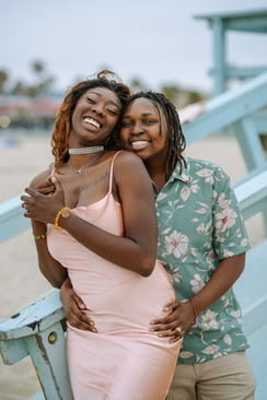 做婚庆录像多少钱 做婚庆摄像的后期制作成本是多少钱啊？