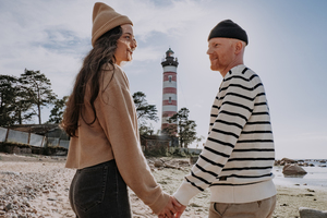 新人要给伴郎伴娘红包吗