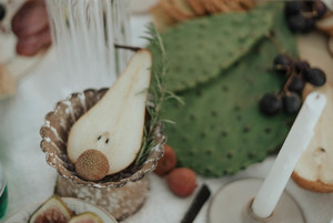 一字肩新娘发型 婚纱一字肩 韩式 拖尾适合什么发型