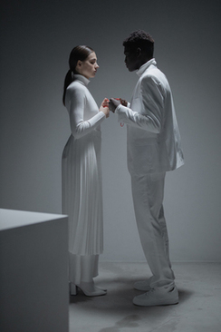 婚礼红包后面写什么好 送婚礼红包怎么写 贺词