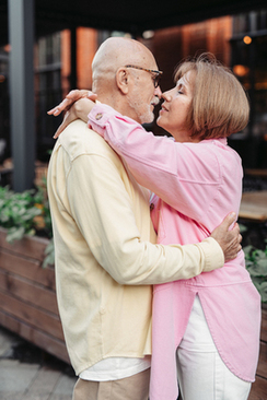 认亲生父母需要准备什么 亲生父母来认亲准备什么