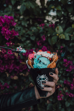 结婚唱给新娘的歌 结婚时候新郎给新娘唱什么歌曲合适！