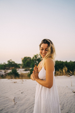 书写结婚送日子帖范文